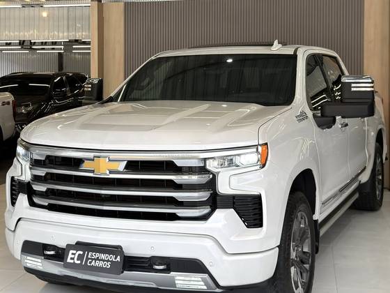 CHEVROLET SILVERADO 5.3 V8 GASOLINA 1500 HIGH COUNTRY 4X4 AUTOMÁTICO